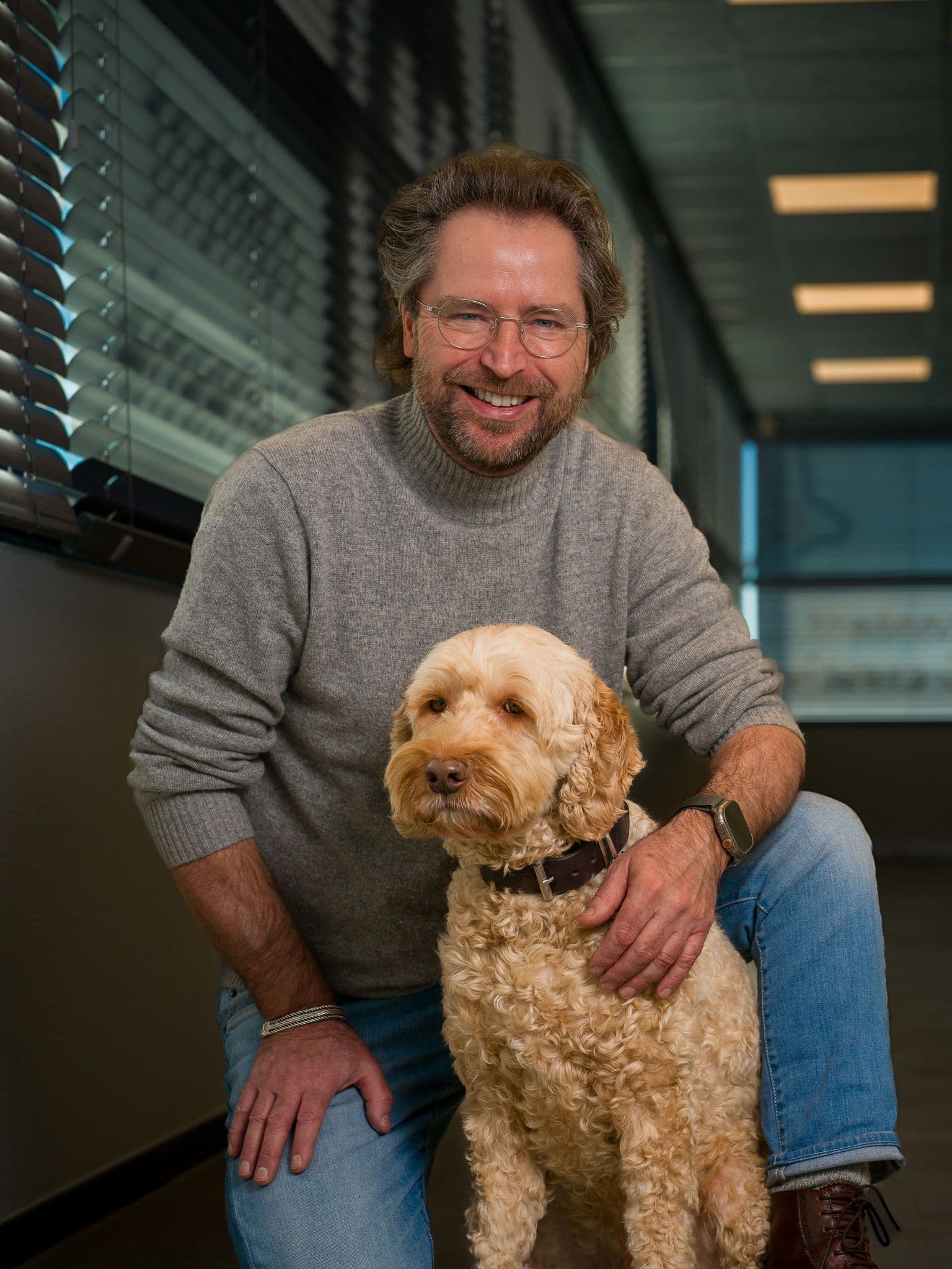 Jan Verheul met zijn hond Snoet